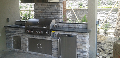 outdoor kitchen